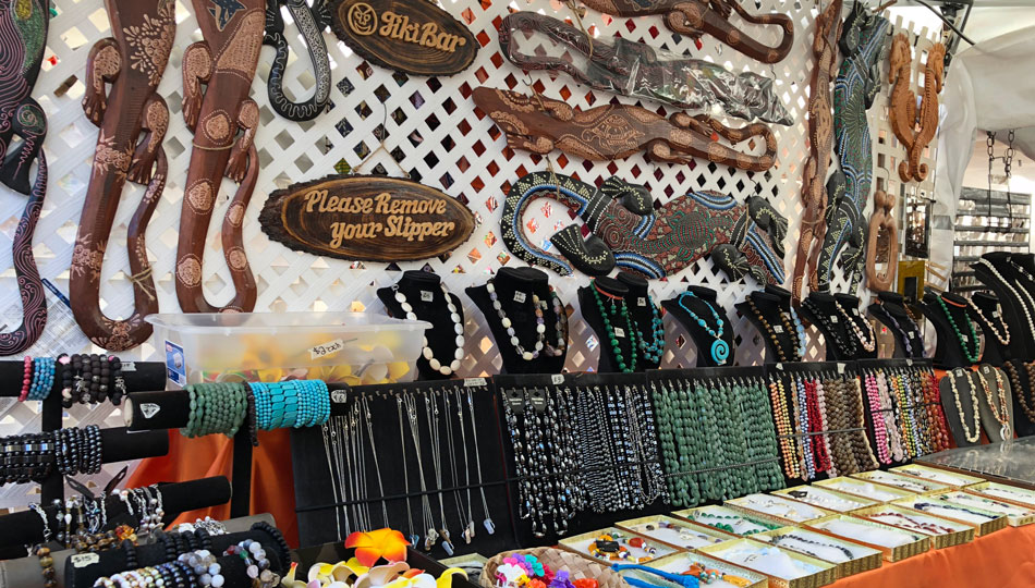 Kona Farmers Market Keepsakes and Gifts