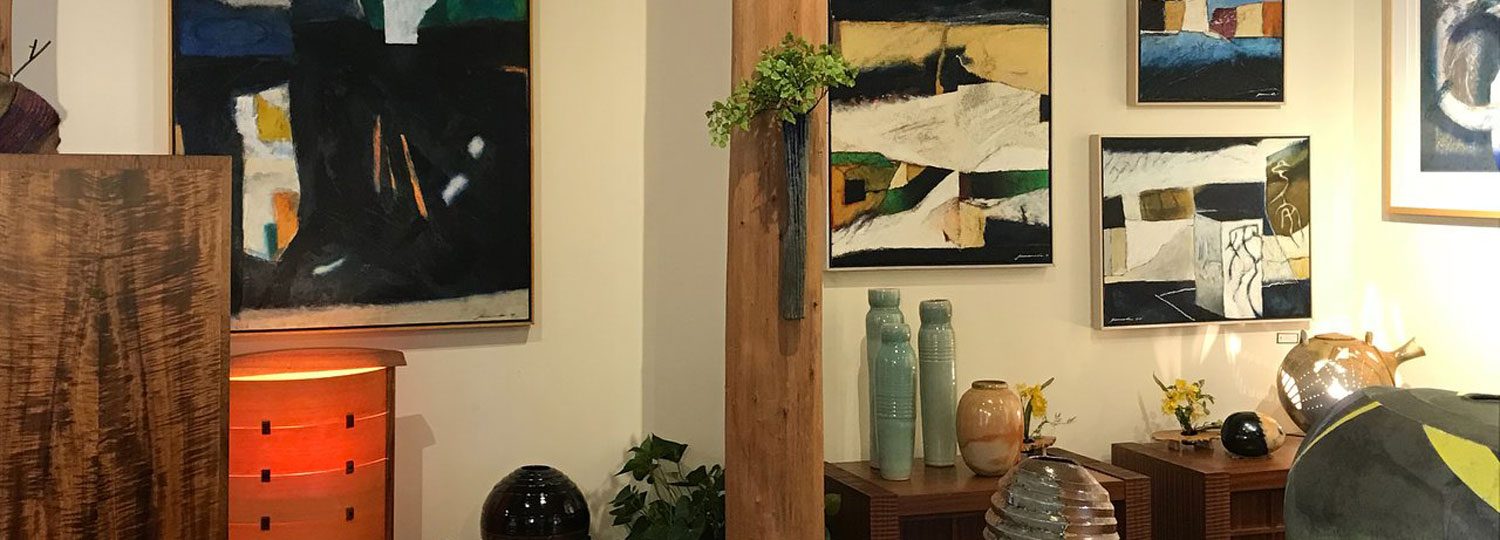 Dovetail Gallery in Holualoa Hawaii
