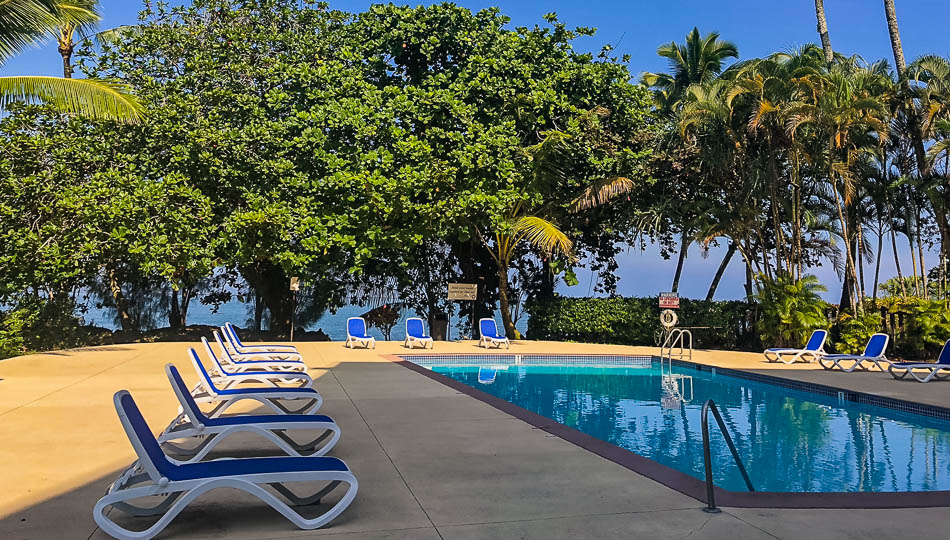 Hilo Hawaiian Hotel Pool Overlooking Hilo Bay