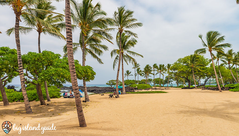 Kikaua Beach at Kikaua Point Beach Park