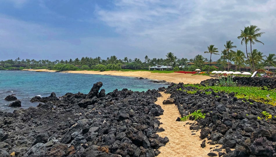 Kikaua Point Beach Park walking trail to Kukio Beach