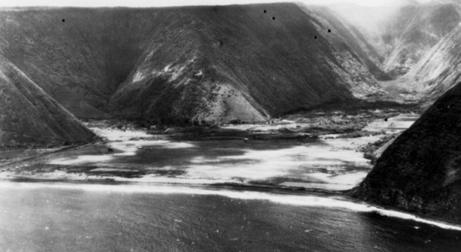 Historic Photo of the Waipio Valley